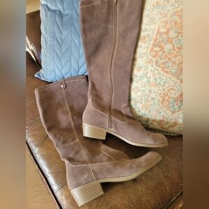 Bass Women's Heeled Boots - Taupe Suede